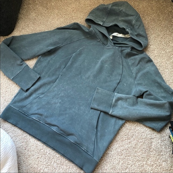 Lululemon Scuba Pullover Washed Blue Charcoal - Picture 2 of 4